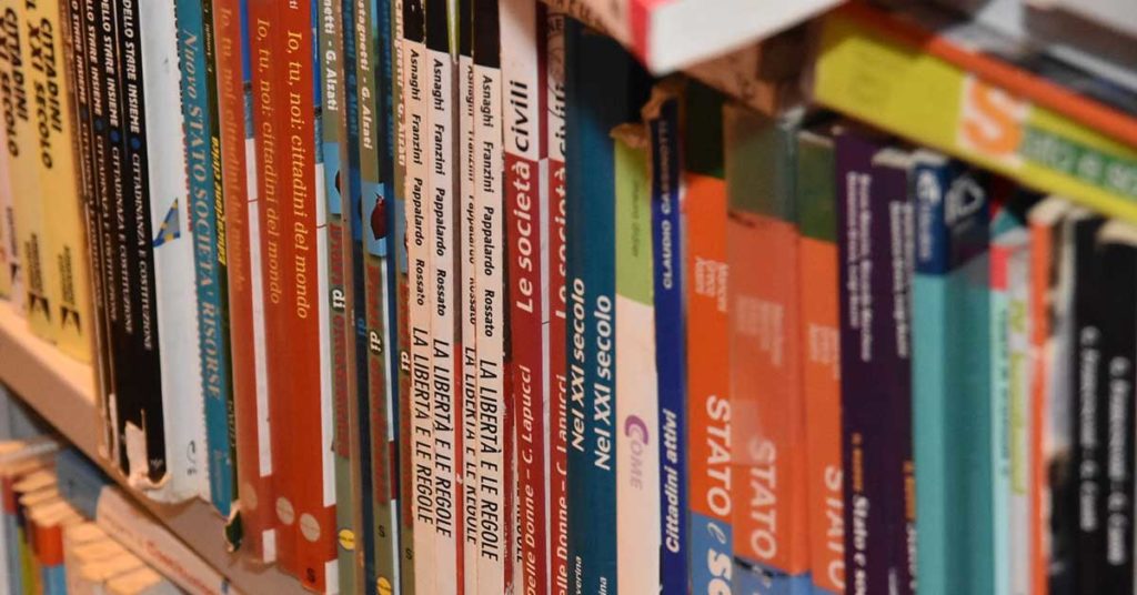 Arrivano le liste: è iniziata la stagione dei libri scolastici usati! -  BookMarket5