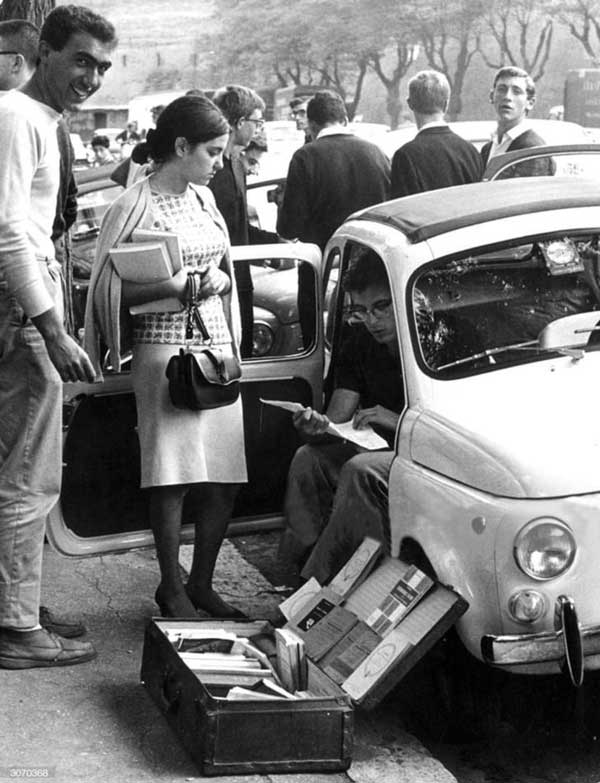 Mercato libri scolastici usati a Roma